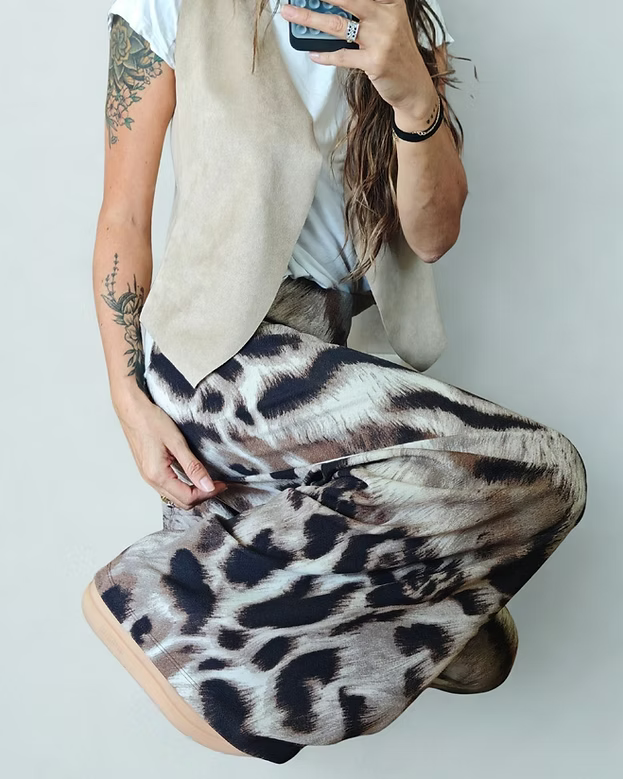 Palazo clásico tigre beige (Sofía)