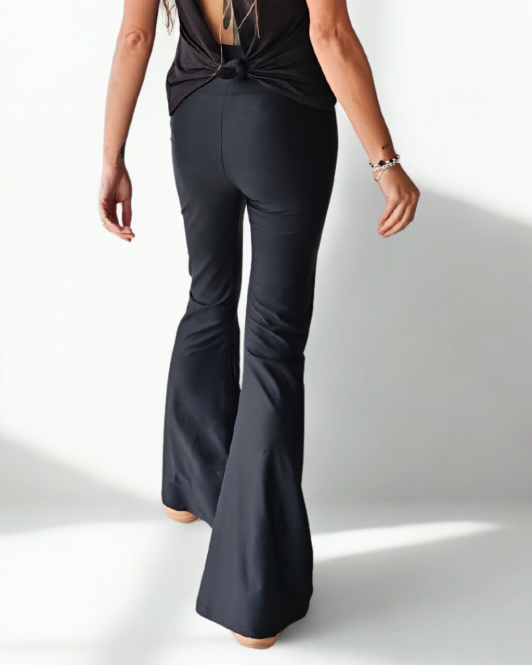 Patas de elefante negro (Dupont)