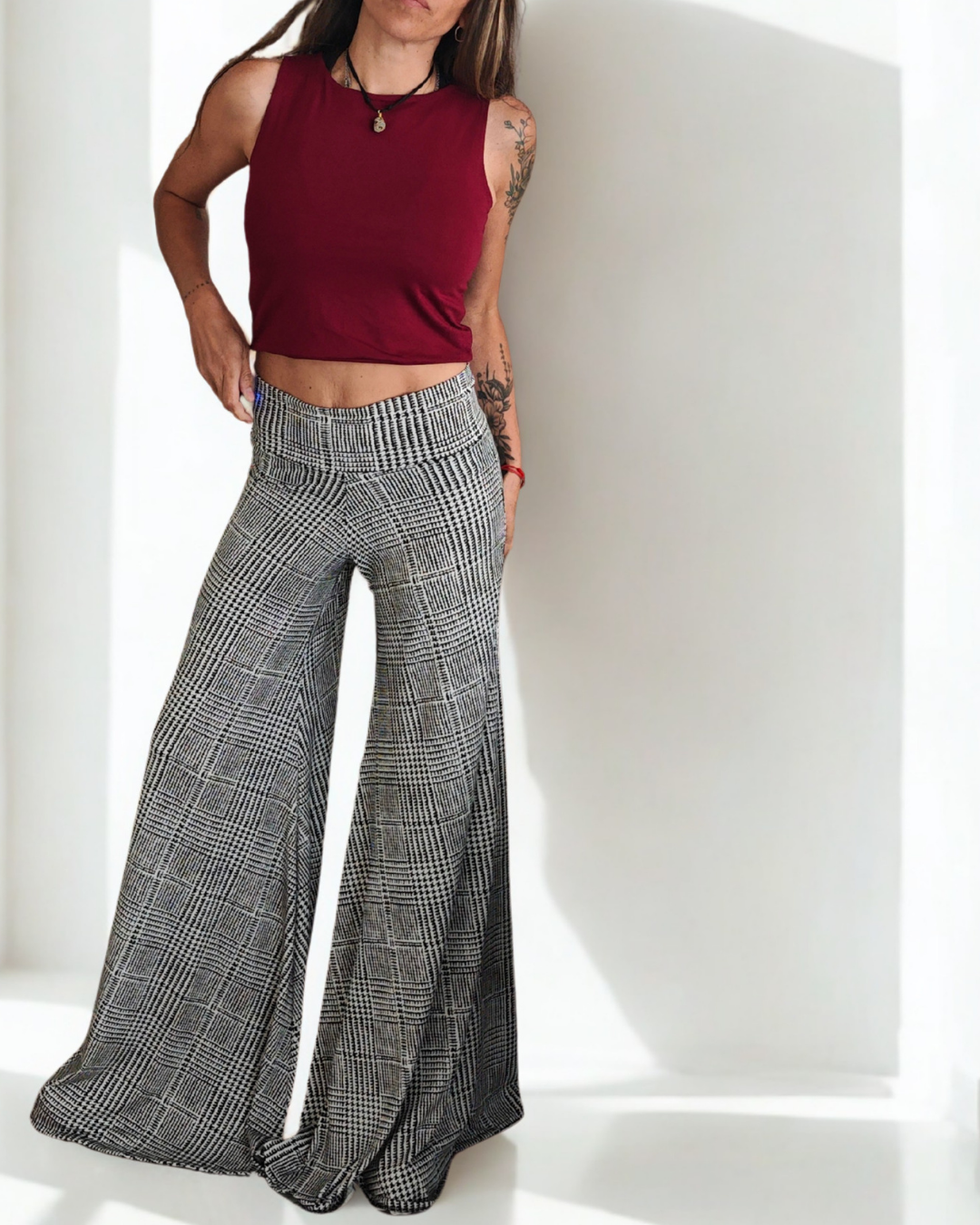 Polera sin mangas burdeo (Modal)